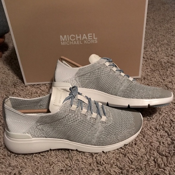 NWB Michael Kors Skyler Knit Trainers 8 & 9 - Picture 1 of 6